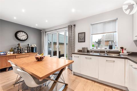 2 Hildefirth Close, Weldon, Swanscombe, DA10 1AU