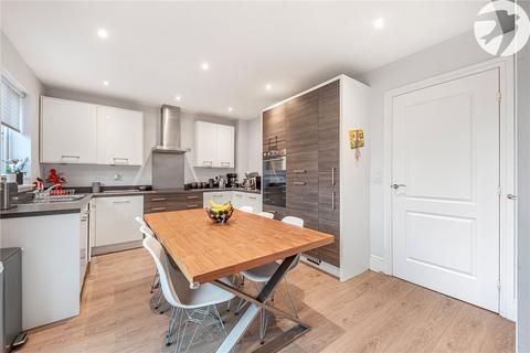 2 Hildefirth Close, Weldon, Swanscombe, DA10 1AU