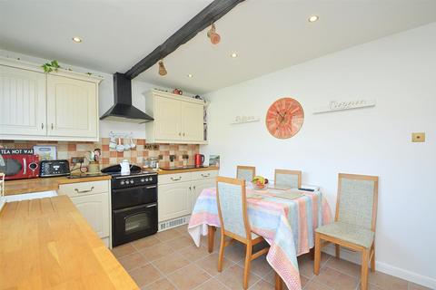 2 bedroom semi-detached bungalow for sale, CLOSE TO LOCAL AMENITIES * SHANKLIN