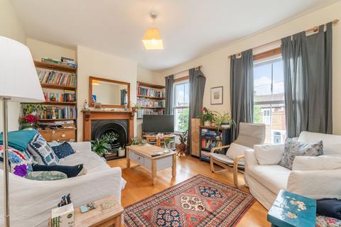 2 bedroom flat for sale, Landcroft Road, East Dulwich, SE22