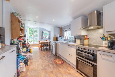 2 bedroom flat for sale, Landcroft Road, East Dulwich, SE22