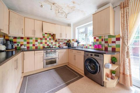 3 bedroom semi-detached house for sale, Slough,  Berkshire,  SL1