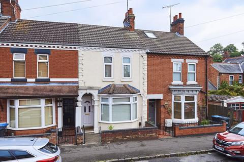 3 bedroom terraced house to rent, Caxton Street, Market Harborough LE16