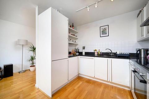 1 bedroom flat for sale, Mount Pleasant Crescent, Stroud Green, N4