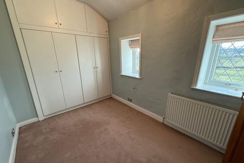 2 bedroom cottage to rent, Coley Road, Halifax HX3