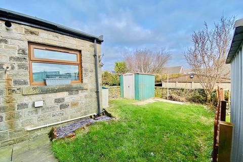 2 bedroom end of terrace house for sale, Crosland Hill Road, Huddersfield