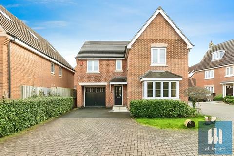 4 bedroom detached house for sale, Conisborough Way, Hemsworth, Pontefract, West Yorkshire, WF9