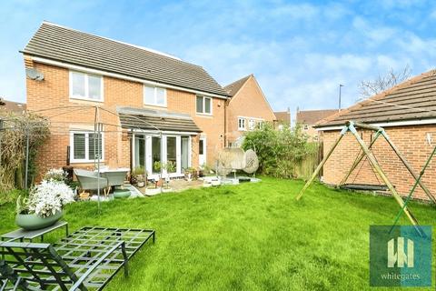 4 bedroom detached house for sale, Conisborough Way, Hemsworth, Pontefract, West Yorkshire, WF9