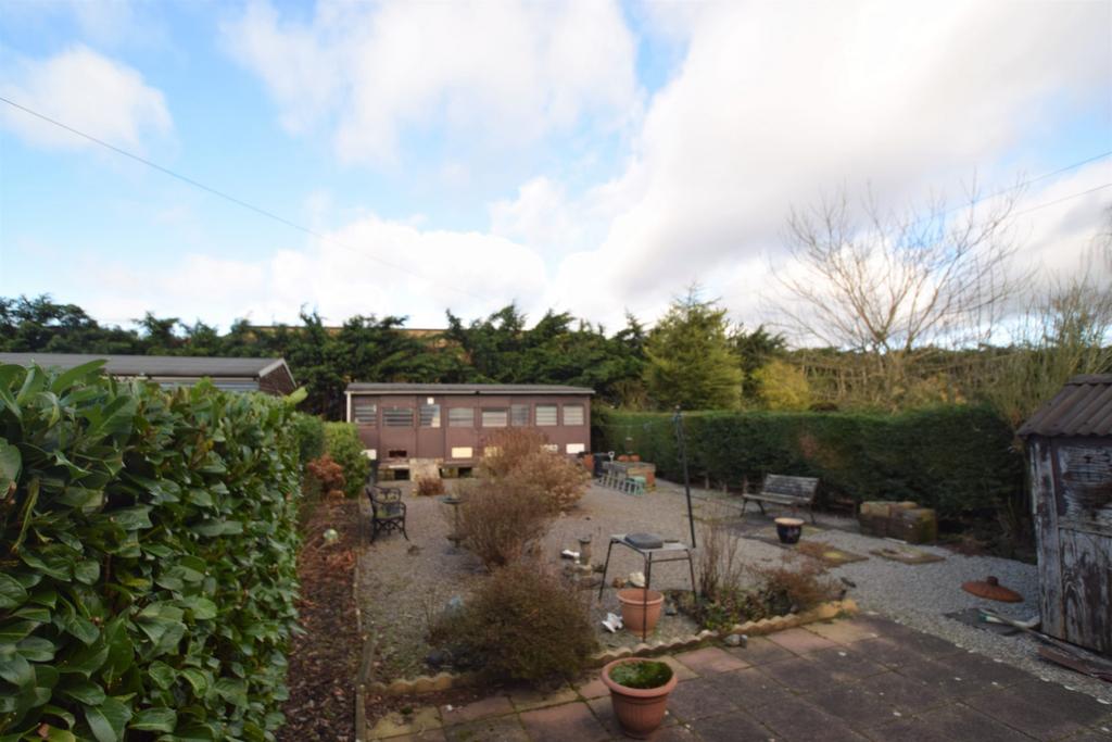 35 Tinwald Downs Road, Heathhall, Dumfries, DG1 1 T