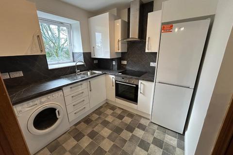 3 bedroom flat to rent, South Avenue, Cults, Aberdeen, AB15