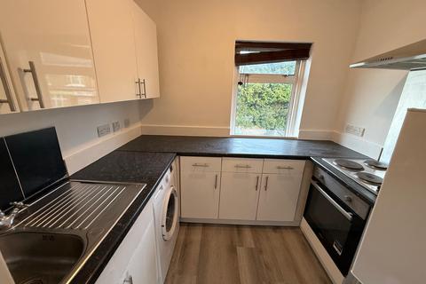 1 bedroom flat to rent, Sparrows Herne, Bushey, Hertfordshire, WD23