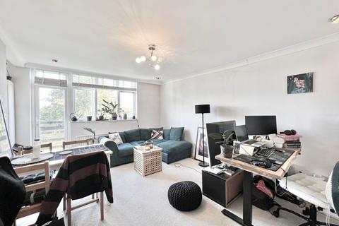 2 bedroom flat to rent, 130 Haverstock Hill, London NW3