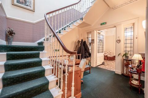 8 bedroom house for sale, 26 Windsor Street, Hillside, Edinburgh, EH7