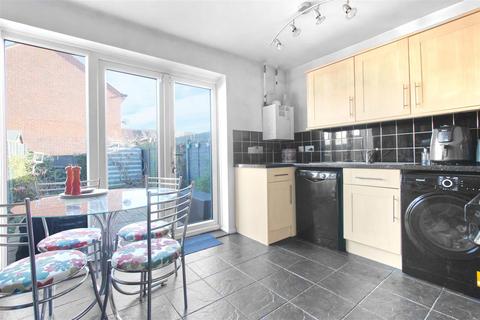 2 bedroom terraced house for sale, Leaforis Road, Cheshunt