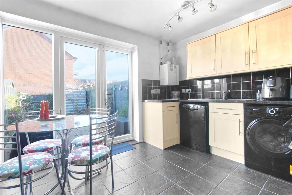 Kitchen .jpg