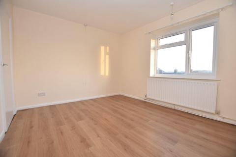 1 bedroom flat to rent, Kingsley Avenue, Grangewood, Chesterfield, S40 2SZ