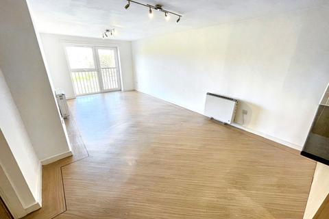 2 bedroom apartment for sale, Grosvenor Road, Westoe, South Shields, Tyne and Wear, NE33 3LU