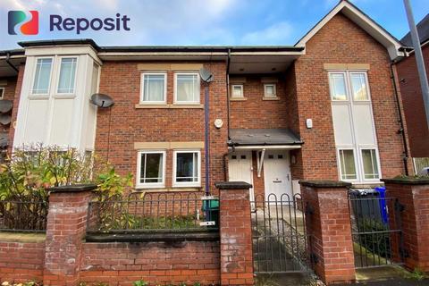 3 bedroom terraced house to rent, Bankwell Street, Hulme