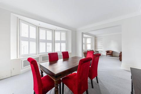 3 bedroom flat to rent, Cadogan Court Gardens, D'Oyley Street, Chelsea, London, SW1X