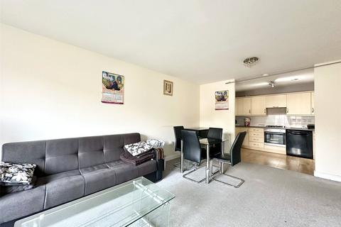 2 bedroom flat for sale, North Star Boulevard, Greenhithe, Kent, DA9