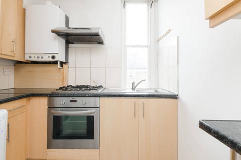 2 bedroom flat to rent, Earls Court Square, Earls Court, London, SW5