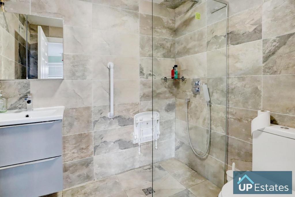 Ground Floor Wet Room