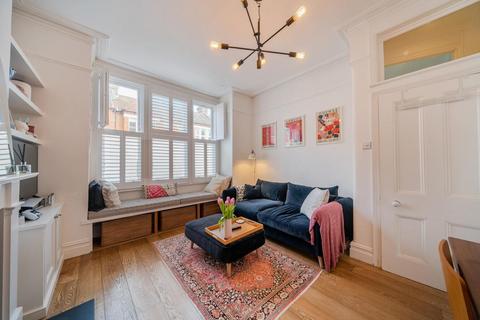 2 bedroom flat for sale, Hazelbourne Road, Balham