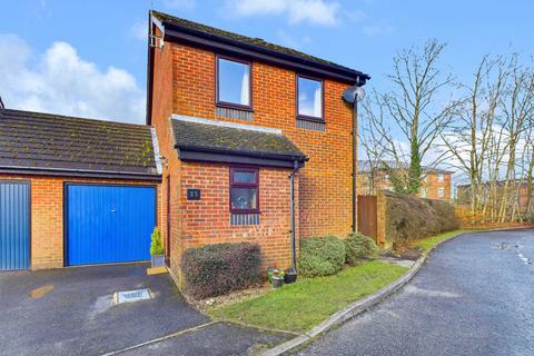 3 bedroom detached house for sale, Chiltern Ridge, High Wycombe HP14