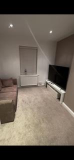 1 bedroom semi-detached house to rent, Eccles, M30