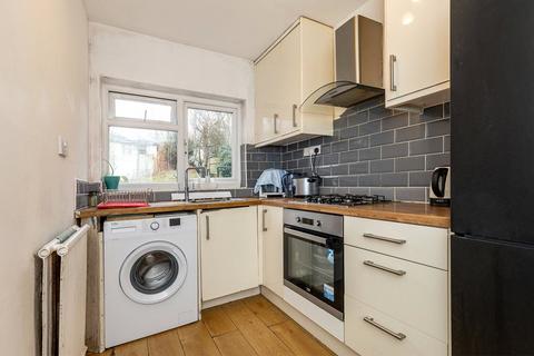 3 bedroom end of terrace house for sale, Conisborough Crescent, LONDON, SE6