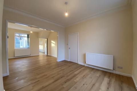 2 bedroom house to rent, Crown Road, South Gloucestershire BS15