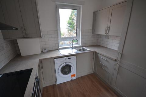 2 bedroom flat to rent, Stenhouse avenue, Stenhouse, Edinburgh, EH11