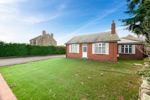 3 bedroom detached bungalow for sale, Huddersfield Road, Skelmanthorpe, HD8