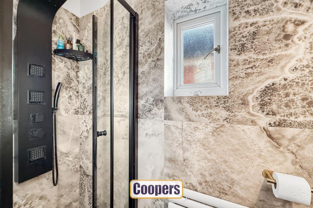 Ensuite