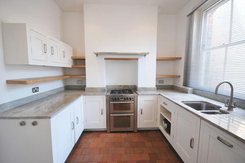 2 bedroom cottage to rent, Railway Rise East Dulwich SE22