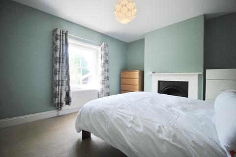 2 bedroom cottage to rent, Railway Rise East Dulwich SE22