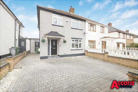 3 bedroom semi-detached house for sale, Central Drive, Hornchurch, RM12