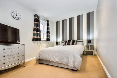 32 Springfield Avenue, Lofthouse, Wakefield, WF3 3FL