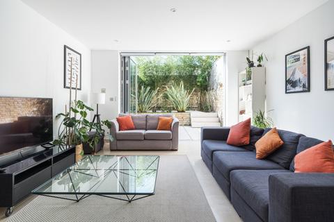4 bedroom terraced house for sale, Horsell Road, Highbury, Islington, London