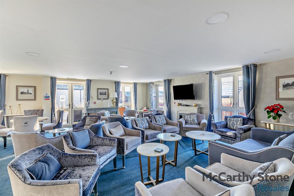 Homeowners Lounge