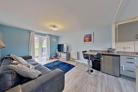 2 bedroom flat for sale, Weyman Terrace, Herne Bay, CT6 6DY