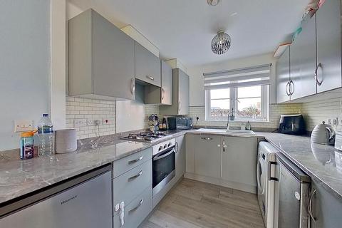 2 bedroom flat for sale, Weyman Terrace, Herne Bay, CT6 6DY