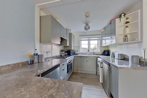 2 bedroom flat for sale, Weyman Terrace, Herne Bay, CT6 6DY