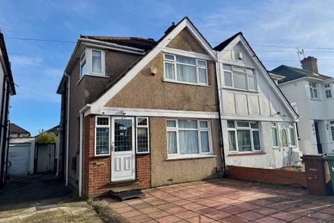 3 bedroom semi-detached house to rent, Welbeck Road, Harrow HA2