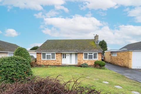 2 bedroom detached bungalow for sale, Ashdene Road, Bicester OX26