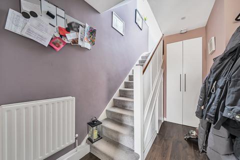 15 Engliff Lane, Woking, GU22 8SU