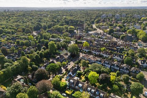 1 Umbria Street, London, SW15 5DP