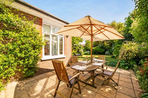 1 Umbria Street, London, SW15 5DP