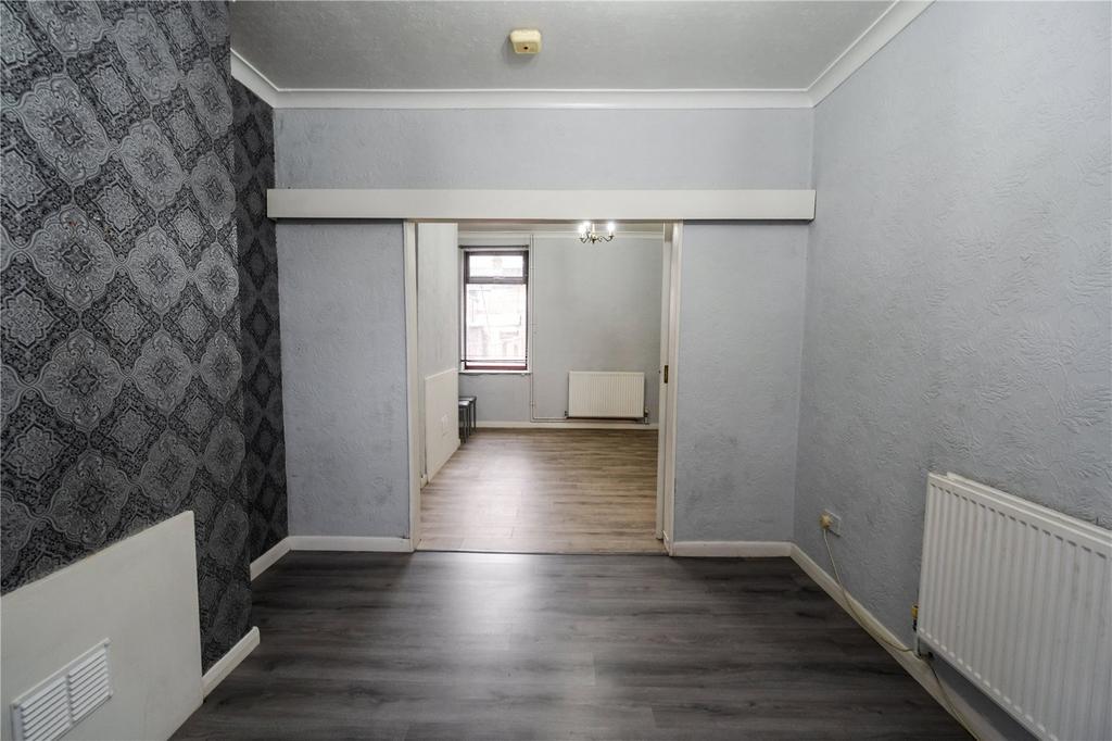 Living Room (2)