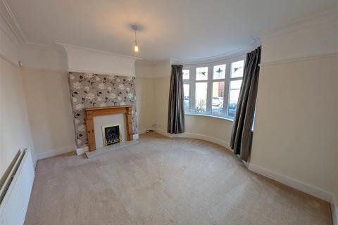 2 bedroom semi-detached house to rent, Limehurst Road, Darlington